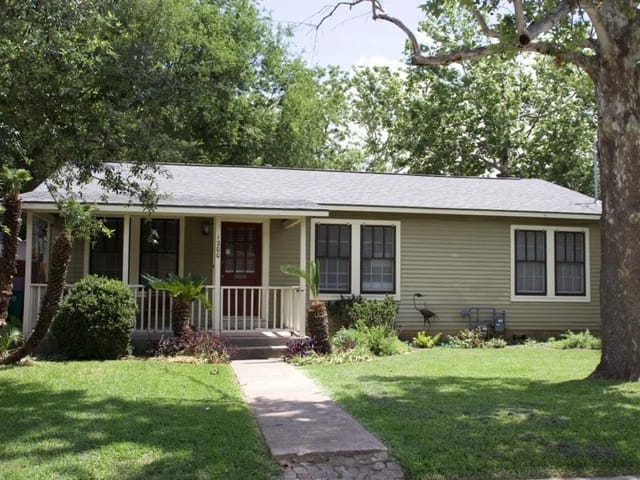 1200 Alegria RD Unit #1