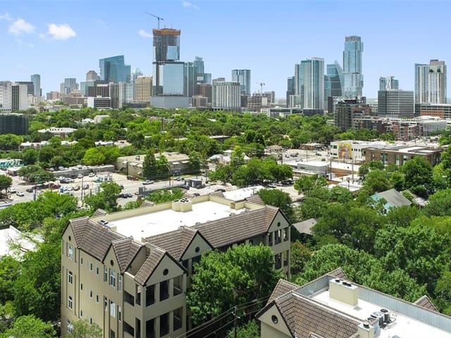 1200 Baylor St Unit #B-102