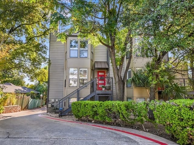 1200 Castle Hill St Unit #B