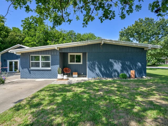 1200 Larkspur Rd