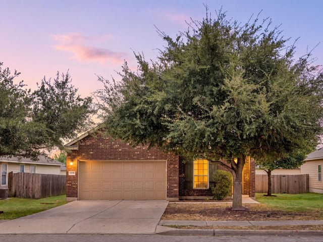 1200 Reagan Wells DR