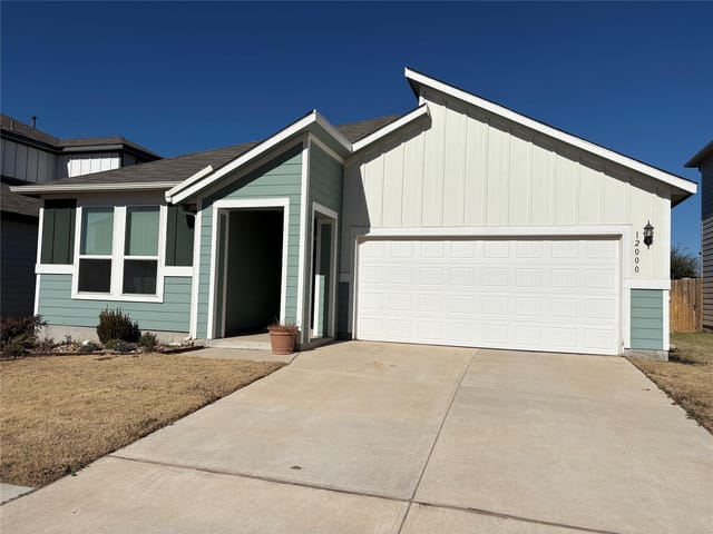 12000 Saddle Rock DR