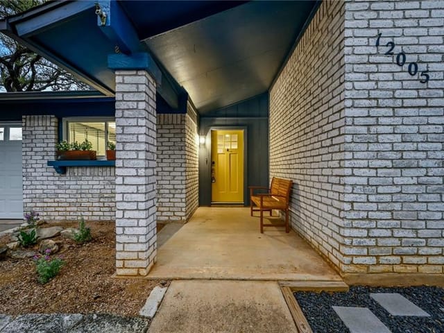 12005 Carmel Park Ln