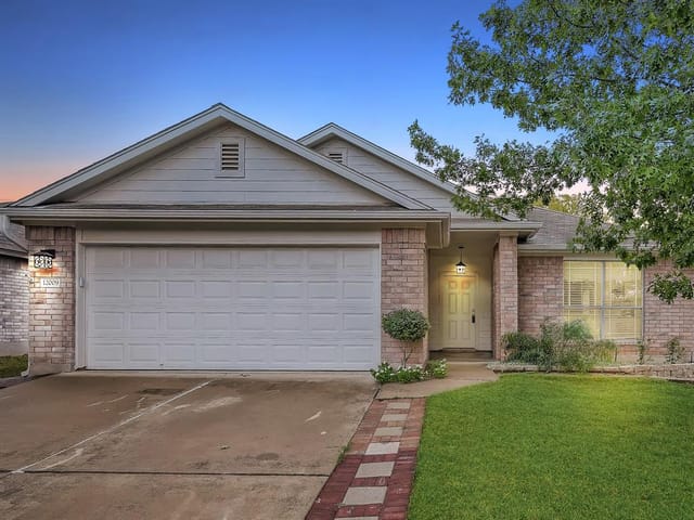 12009 Buzz Schneider Ln