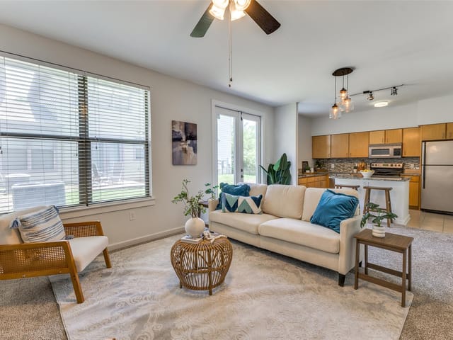 1201 Grove Blvd Unit #1102