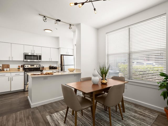 1201 Grove Blvd Unit #1103