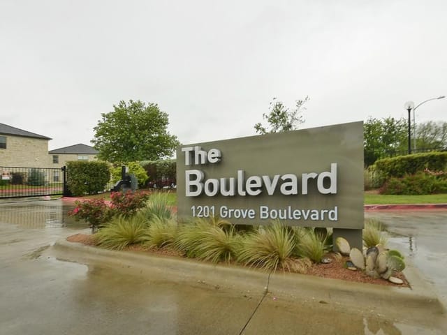 1201 Grove Blvd Unit #1501