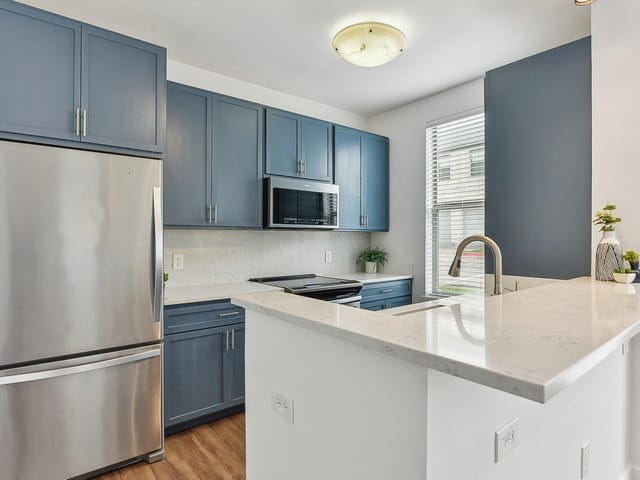 1201 Grove Blvd Unit #203