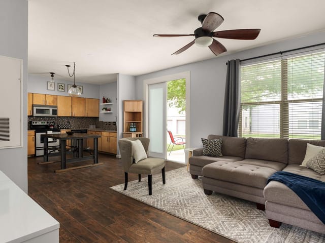 1201 Grove Blvd Unit #2802