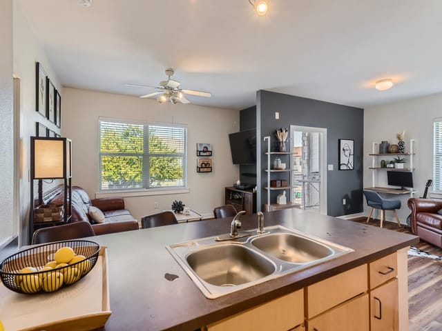 1201 Grove Blvd Unit #2803