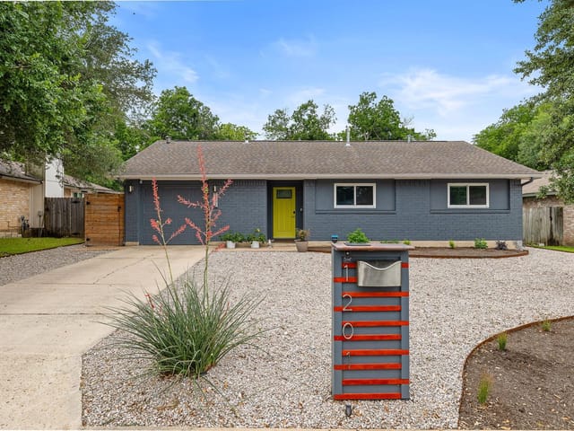 1201 Kenyon Dr