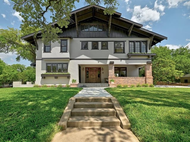 1201 Travis Heights Blvd