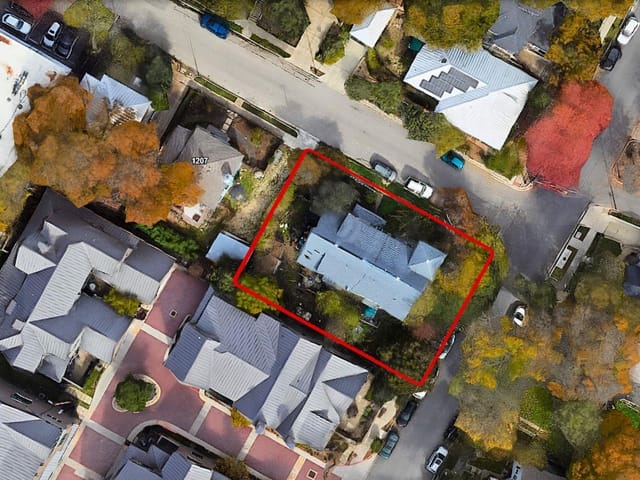 1201 W 8th ST - property photo 1 - Luxury lot in Clarksville, Austin, TX