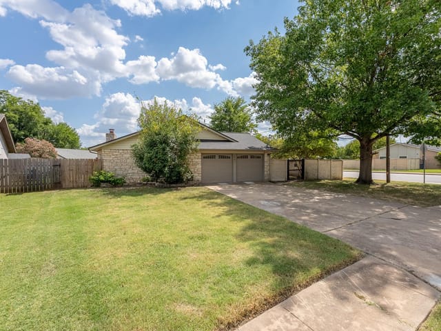 1201 Wayne DR