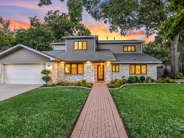 12011 Dove Haven Dr