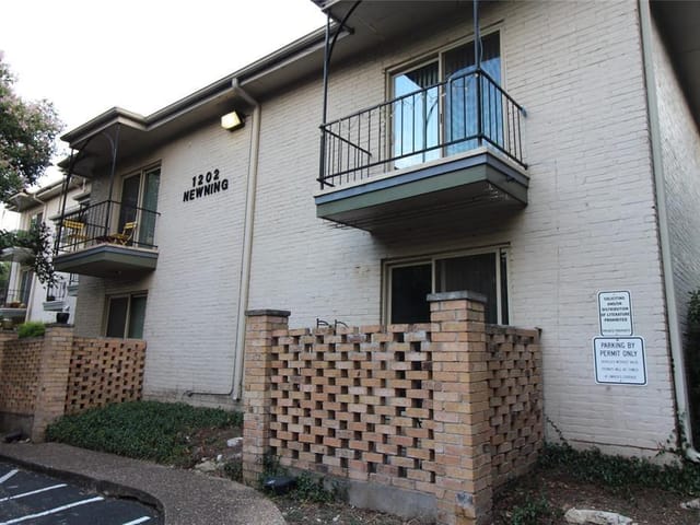 1202 Newning Ave Unit #102