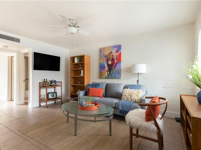 1202 Newning Ave Unit #114
