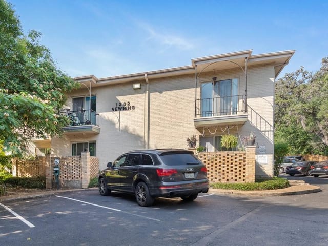 1202 Newning Ave Unit #210