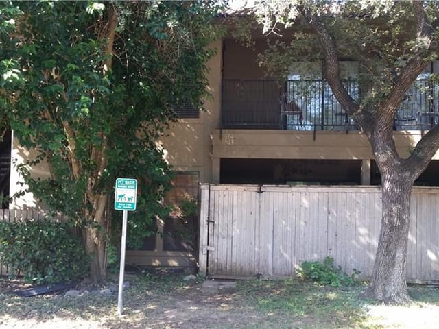 1202 Thorpe LN