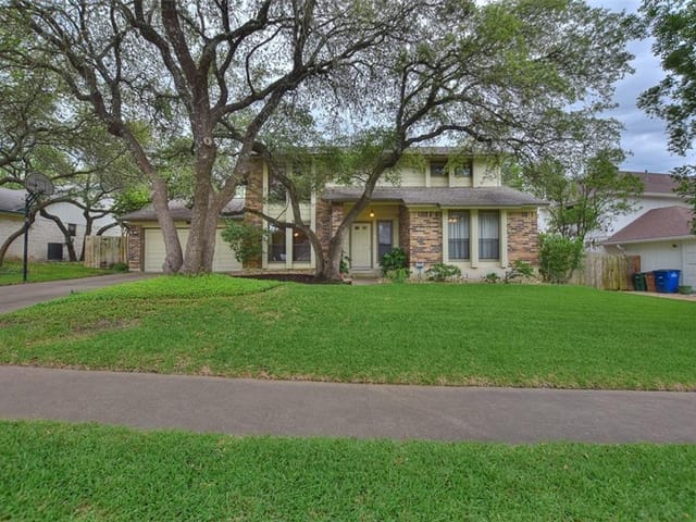 12020 Cherie Dr