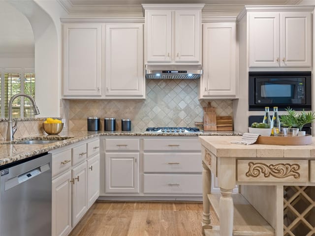 12020 Pepperidge Dr