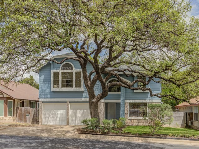 12023 Shady Springs RD