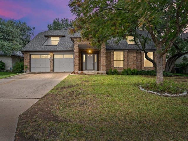 12036 Lincolnshire Dr