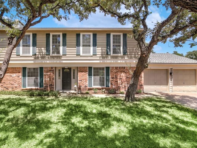 1204 Gemini Dr