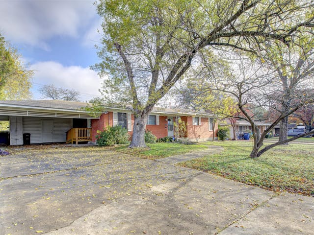 1204 Northridge DR