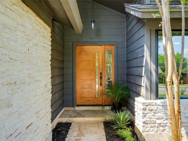 12044 Lincolnshire Dr