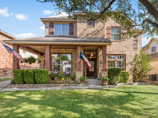 1205 Augusta Bend DR
