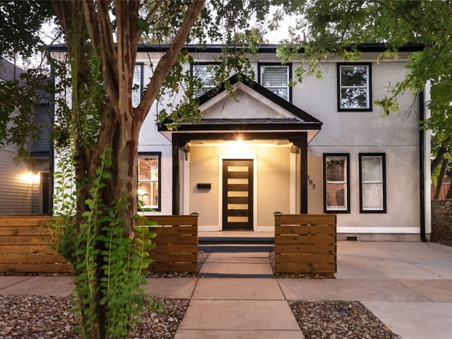 View 1205 E 9th ST 1205 E 9th ST - property photo 1 - Luxury home in Austin, TX