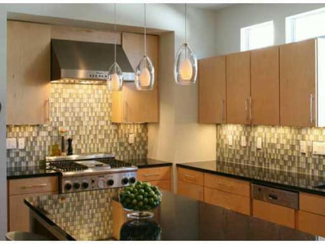 1205 Kinney Ave Unit #B