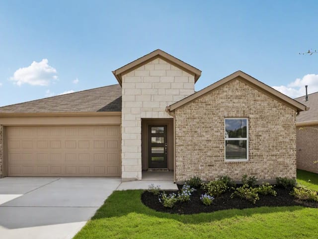 1205 Purple Martin DR
