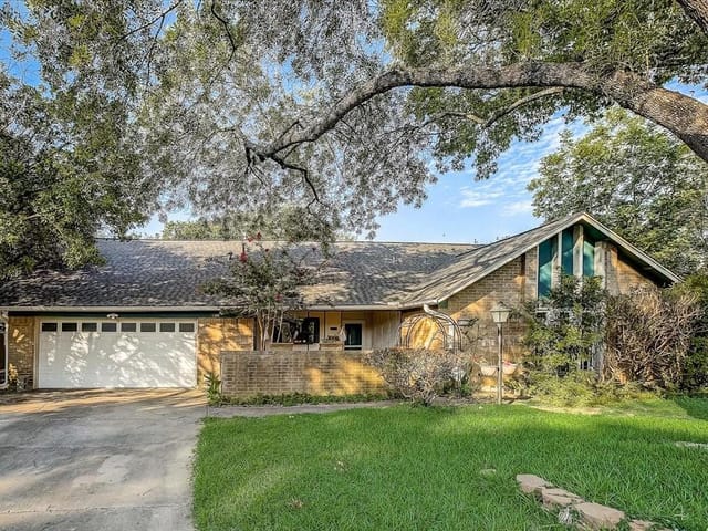 1205 Quail Park Dr