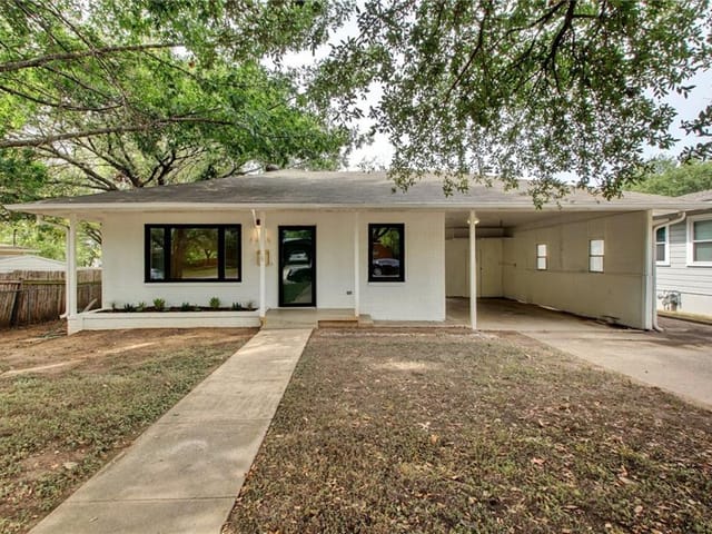1205 Ridgemont Dr