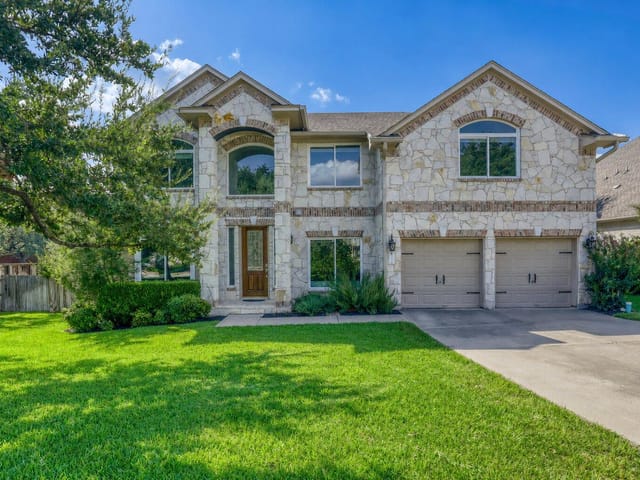 12052 Tulare DR