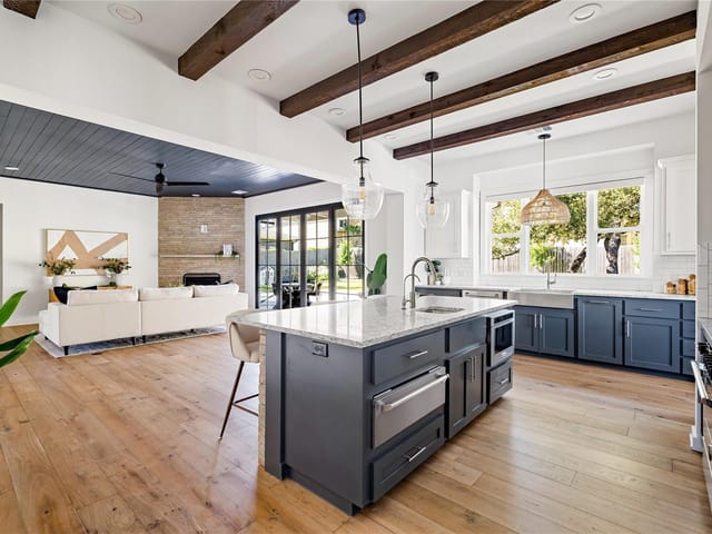 1206 Canyon Edge DR