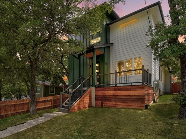 1207 Delano St Unit #1