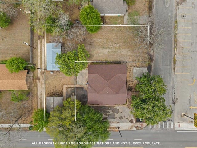 1207 NE Loop 230