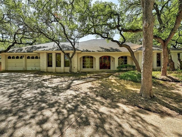 1207 Silver Hill Dr