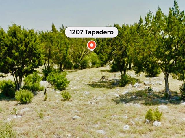 1207 Tapadero