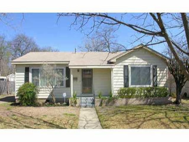 1208 Brentwood ST