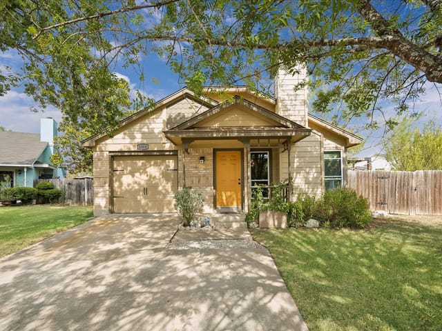 1208 Glen Summer CV