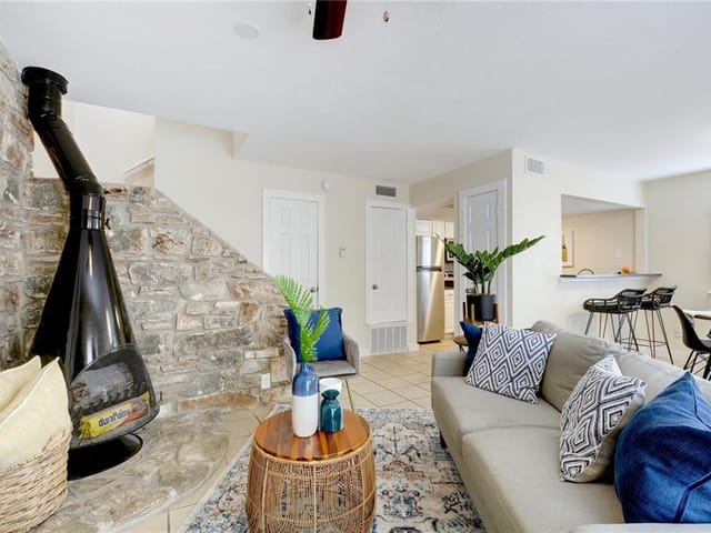 1208 Hollow Creek Dr Unit #104