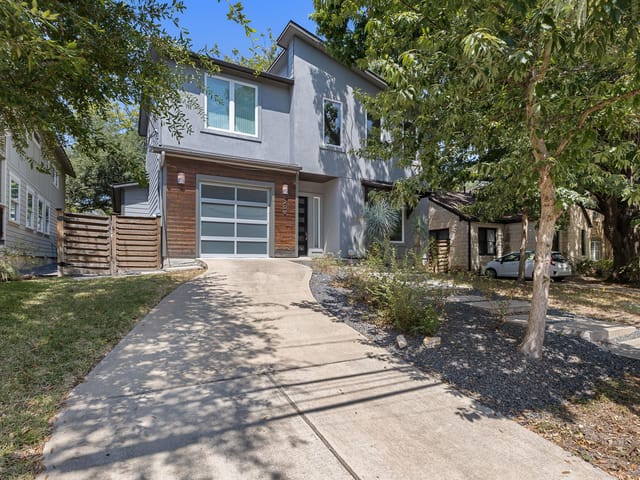 1208 Kinney Ave