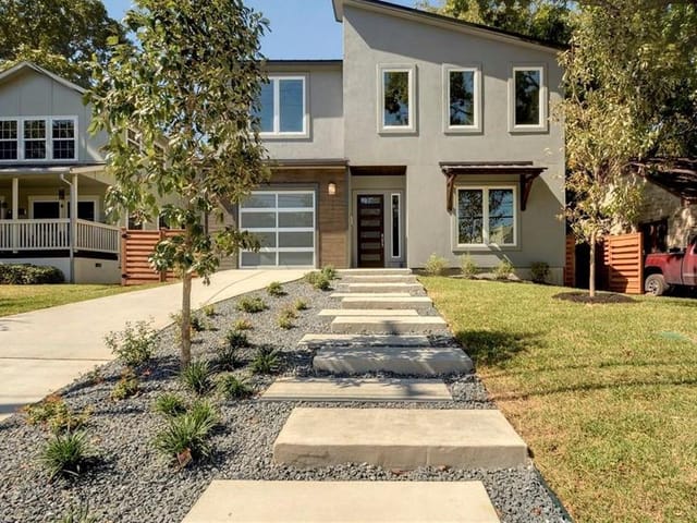 1208 Kinney Ave