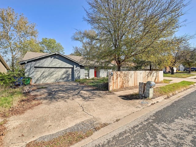 1208 Milford Way