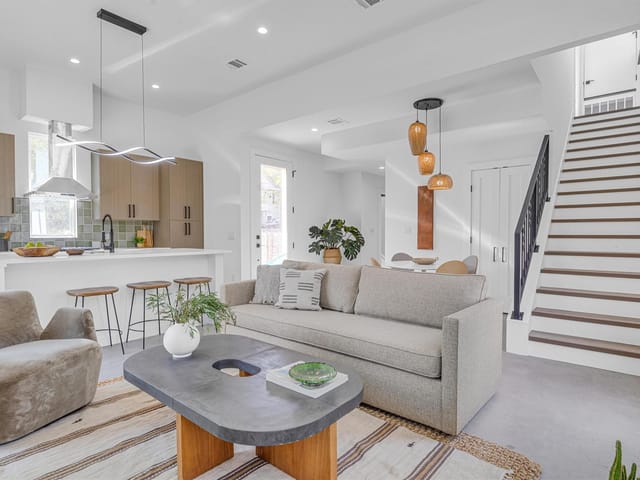 1209 E M Franklin Ave Unit #2