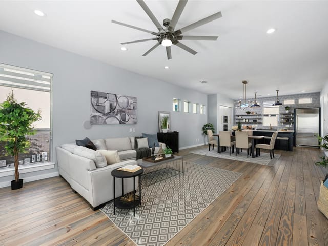 1209 Kinney Ave Unit #D